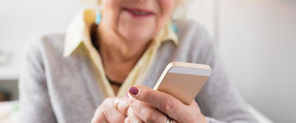 Strengthening Memory with Smartphone Reminder Apps for Early Dementia
